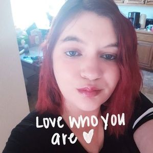 Meet your Posher, Leanne